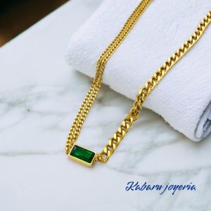 Collar dorado acero inoxidable piedra verde