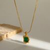 Collar dorado acero inoxidable piedra verde