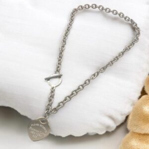 Collar color plata  acero inoxidable love forever