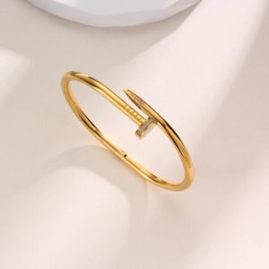 Pulsera dorada acero inoxidable clavo piedra incrustada