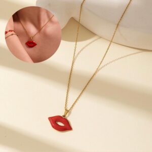 Collar dorado acero inoxidable labios