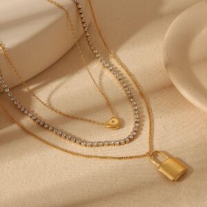 Collar dorado 3 lienzos acero inoxidable candado