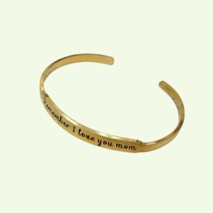 Pulsera dorada acero inoxidable love
