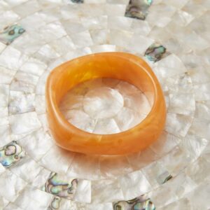 brazalete resina naranja
